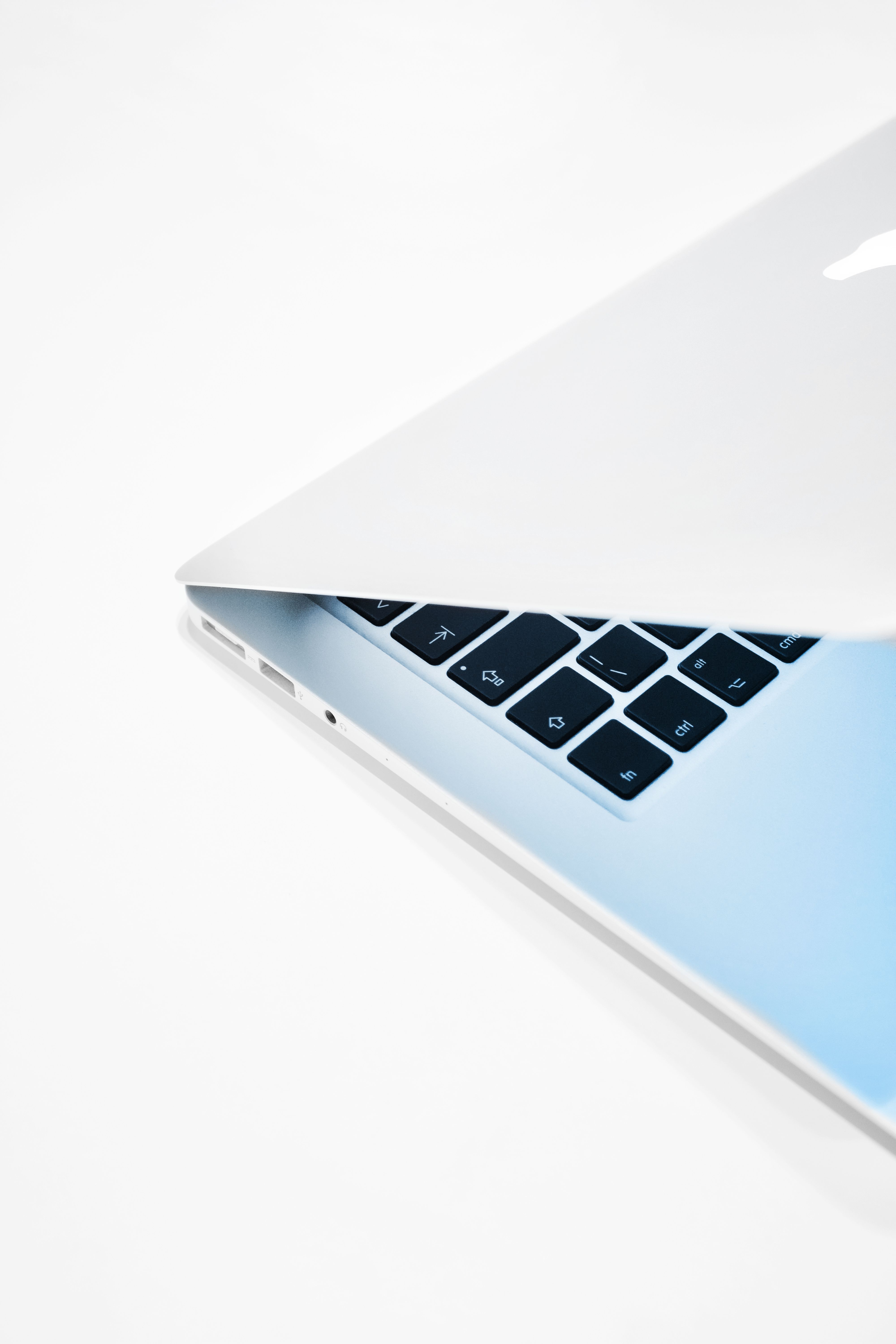 Laptop Solutions Technician